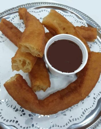 Churros y Chocolate